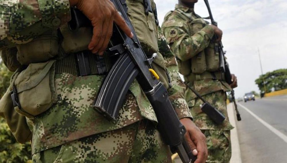 Ataque con explosivos dejó 3 militares muertos y 10 heridos en Ituango, Antioquia