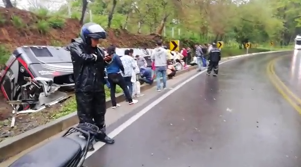 Cinco muertos y más de 25 heridos dejó accidente en vía Cauca – Mocoa