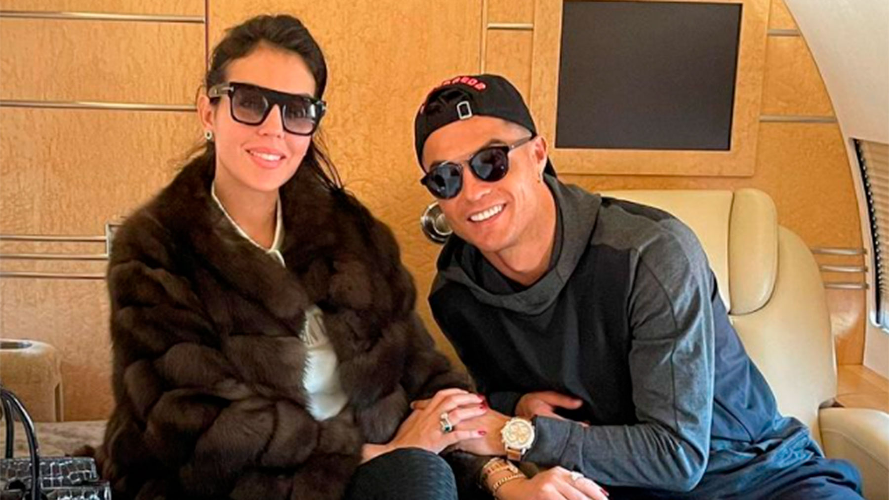 ¿Usted qué opina? Cristiano le gira la ‘maricadita’ de 400 millones de pesos a su esposa para los gastos del mes