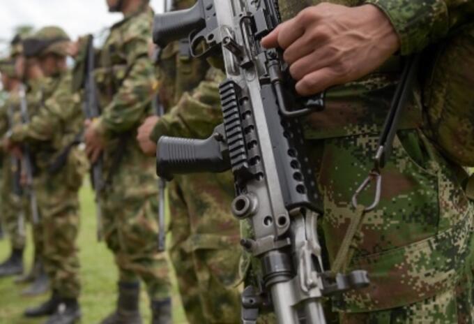 Soldado habría sido asesinado por uno de sus compañeros en San Gil, Santander