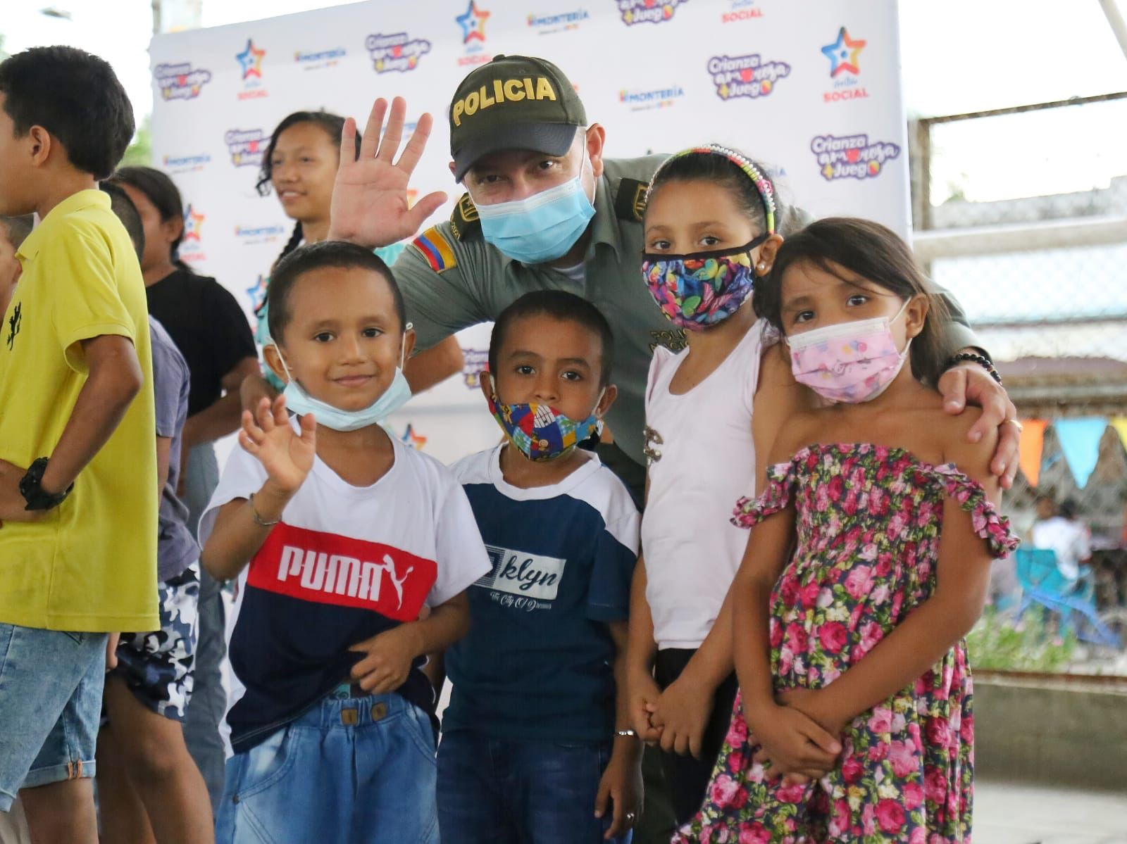 Siguen las festivales jugando con amor transformamos el mundo, hoy el turno es para la vereda Boca de la Ceiba