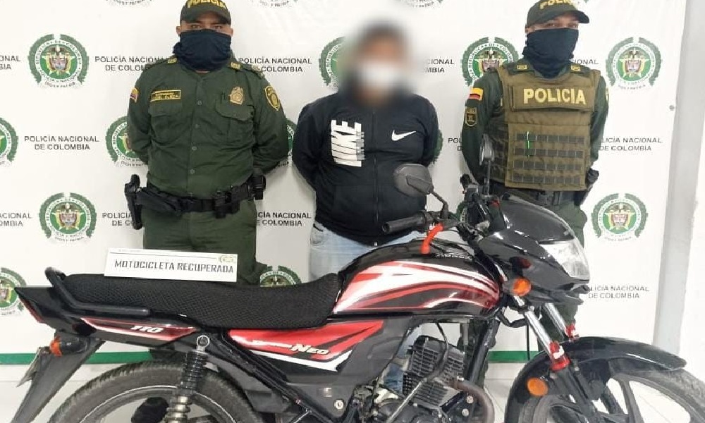 Capturan a hombre que se movilizaba en una moto robada por el barrio La Pradera de Montería