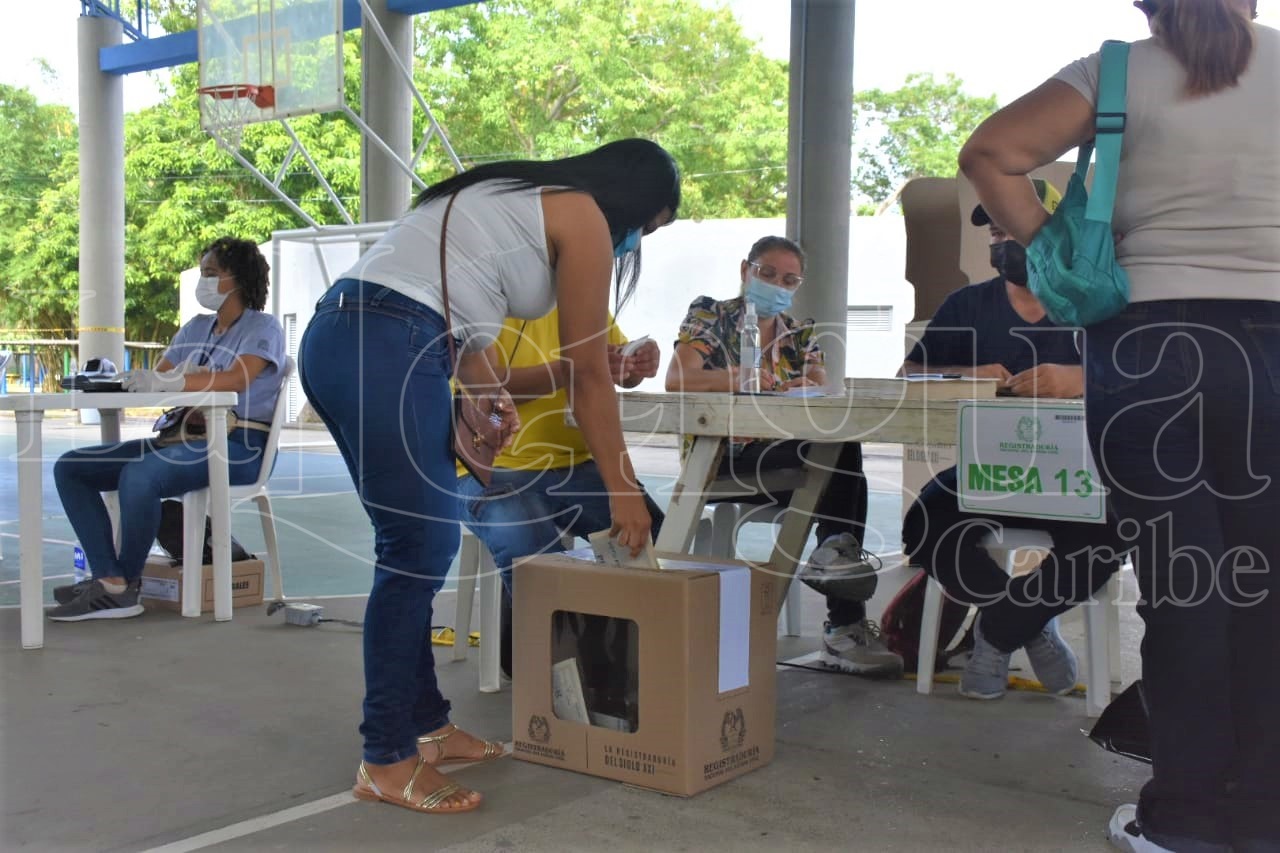 Se cerraron las urnas de las elecciones presidenciales en Colombia