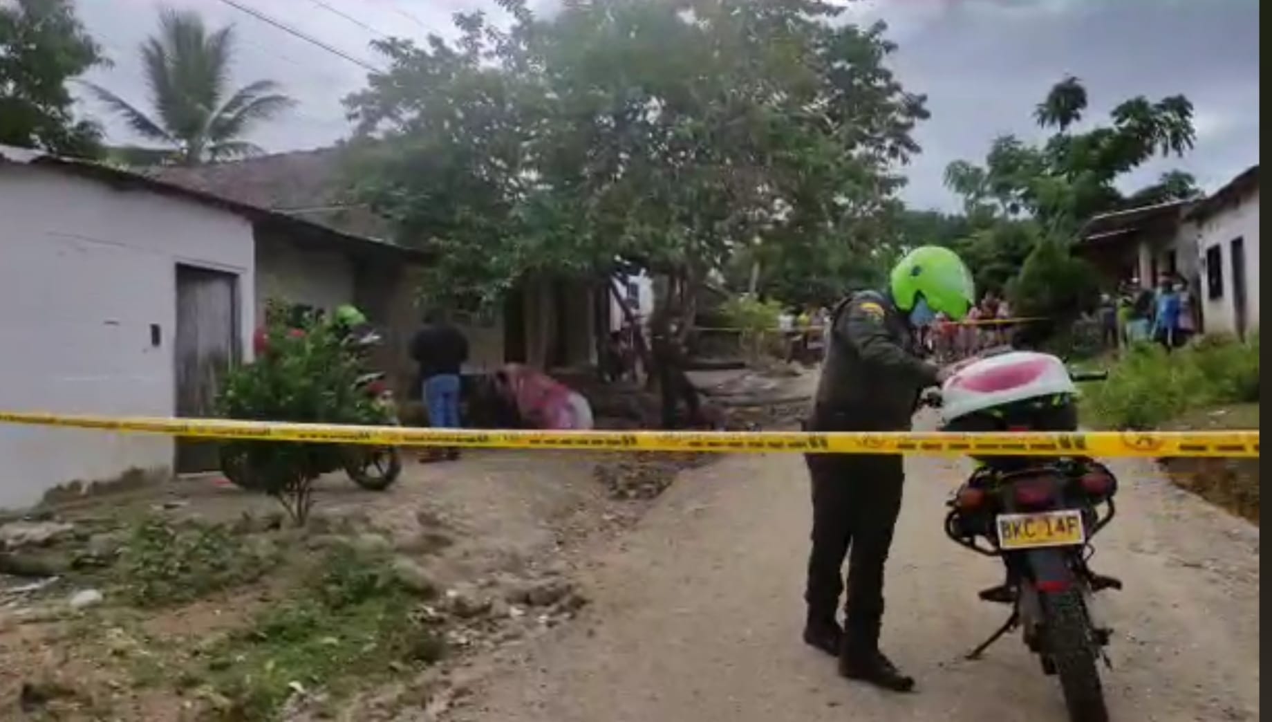 Hombre asesinado en Sahagún tenía brazalete del Inpec