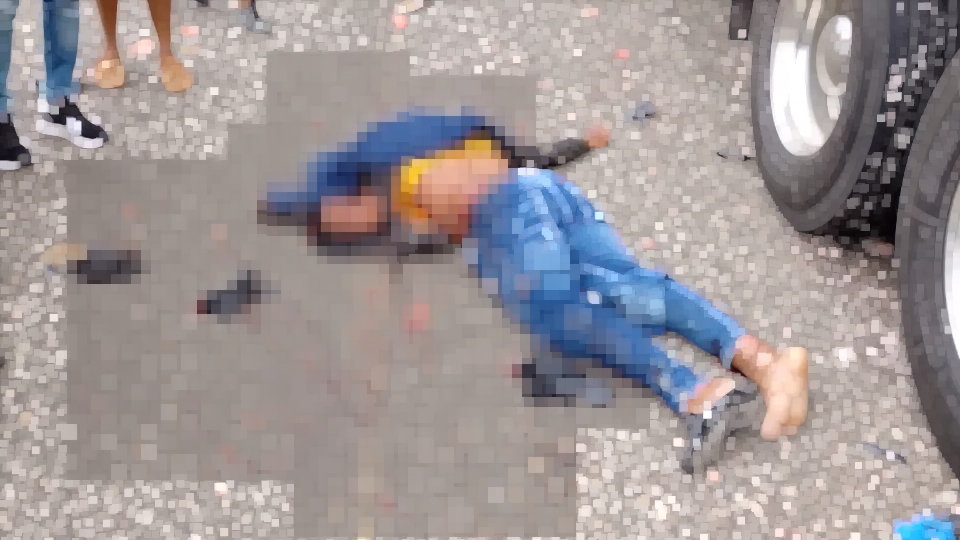 Motociclista murió tras ser arrollado por una tractomula en El Viajano