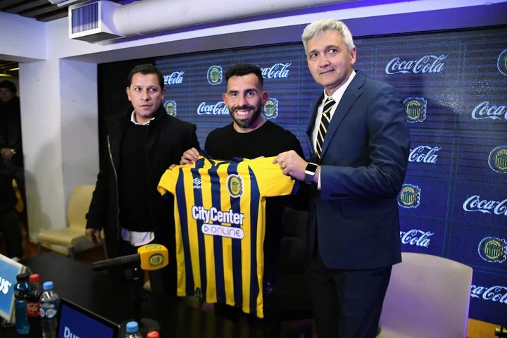 Arranca la aventura de Tévez como DT, fue presentado como entrenador de Rosario Central