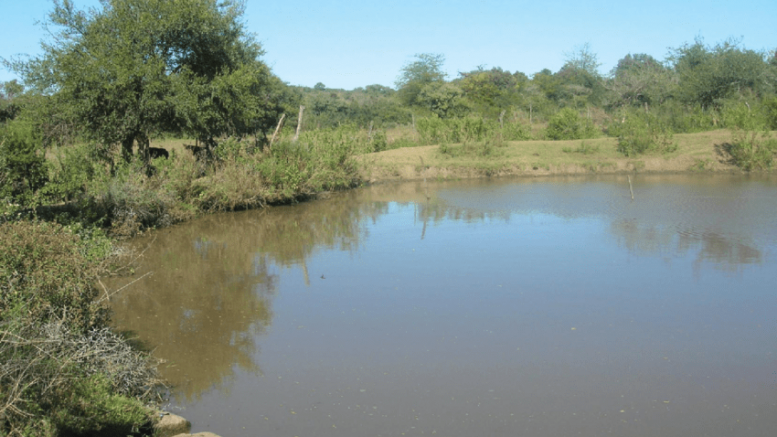 Joven se ahogó en una represa en zona rural de Los Córdobas