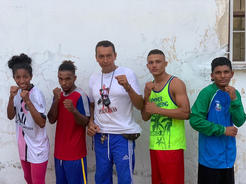 Alcaldía de Ciénaga de Oro ‘noquea’ a sus boxeadores, no les da ni para una bolsa con agua