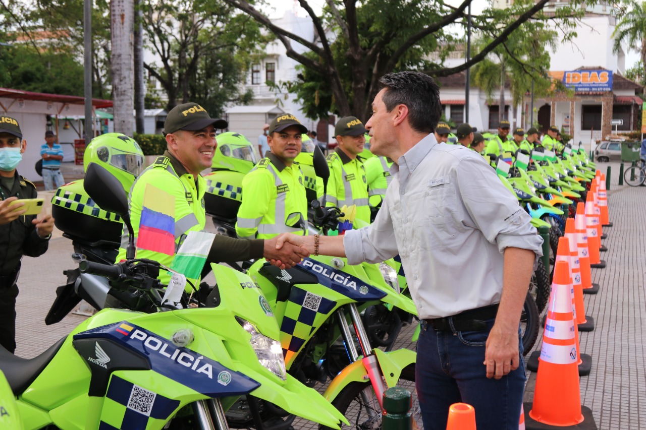 Con entrega de motocicletas renuevan parque automotor de la Policía de Tránsito de Montería