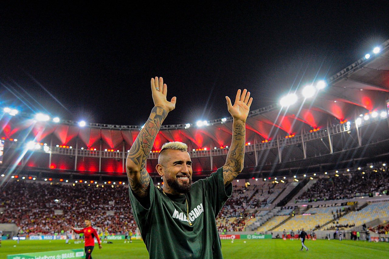 Refuerzo de lujo, Flamengo presentó en el Maracaná a Arturo Vidal