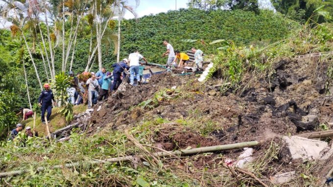 Emergencia en Antioquia: derrumbe sepultó una escuela en Andes y varios niños quedaron atrapados