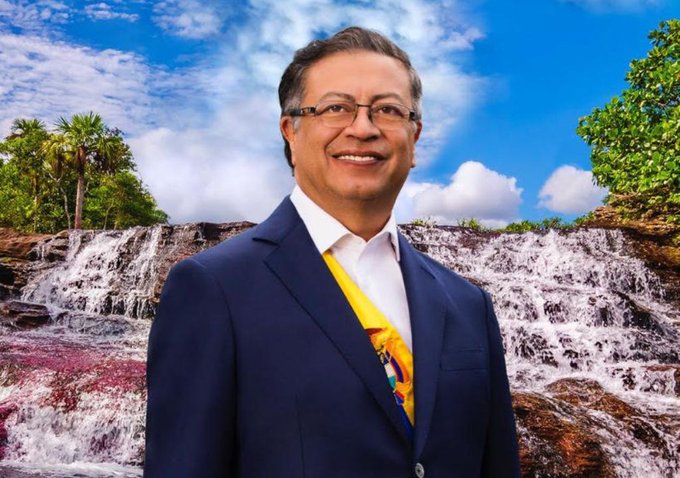 Gustavo Petro asumirá hoy la presidencia de Colombia