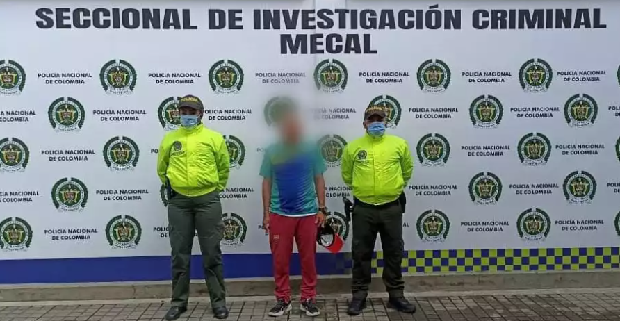 Envían a la cárcel a entrenador que usaba escuela de fútbol para abusar de menores