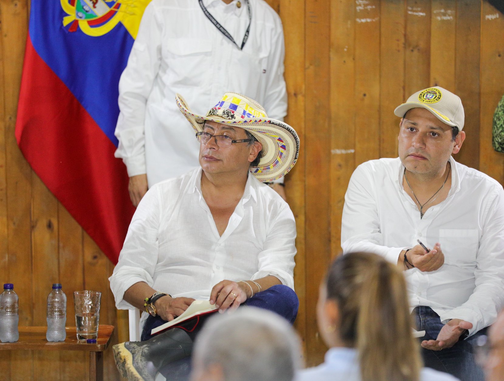 Desde Ciénaga de Oro, presidente Petro anunció que familias damnificadas serán reubicadas en predios de la SAE