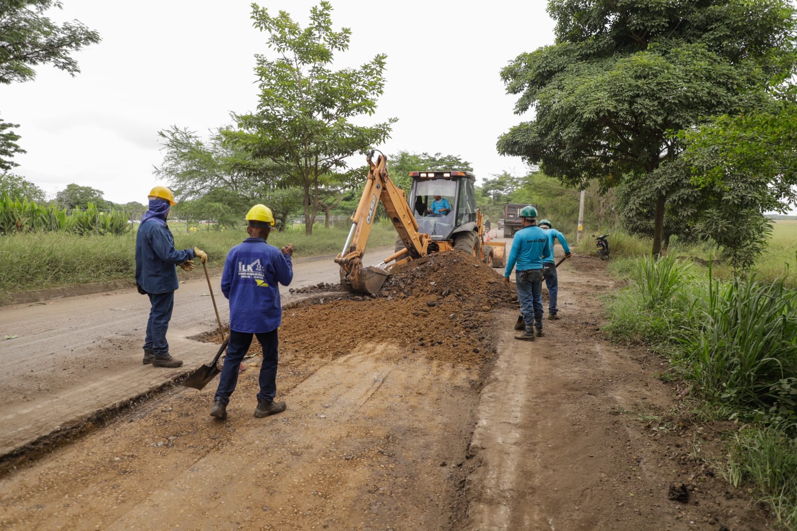 Montería sigue a toda máquina: adecuan calle 41, en la margen izquierda, para su pavimentación