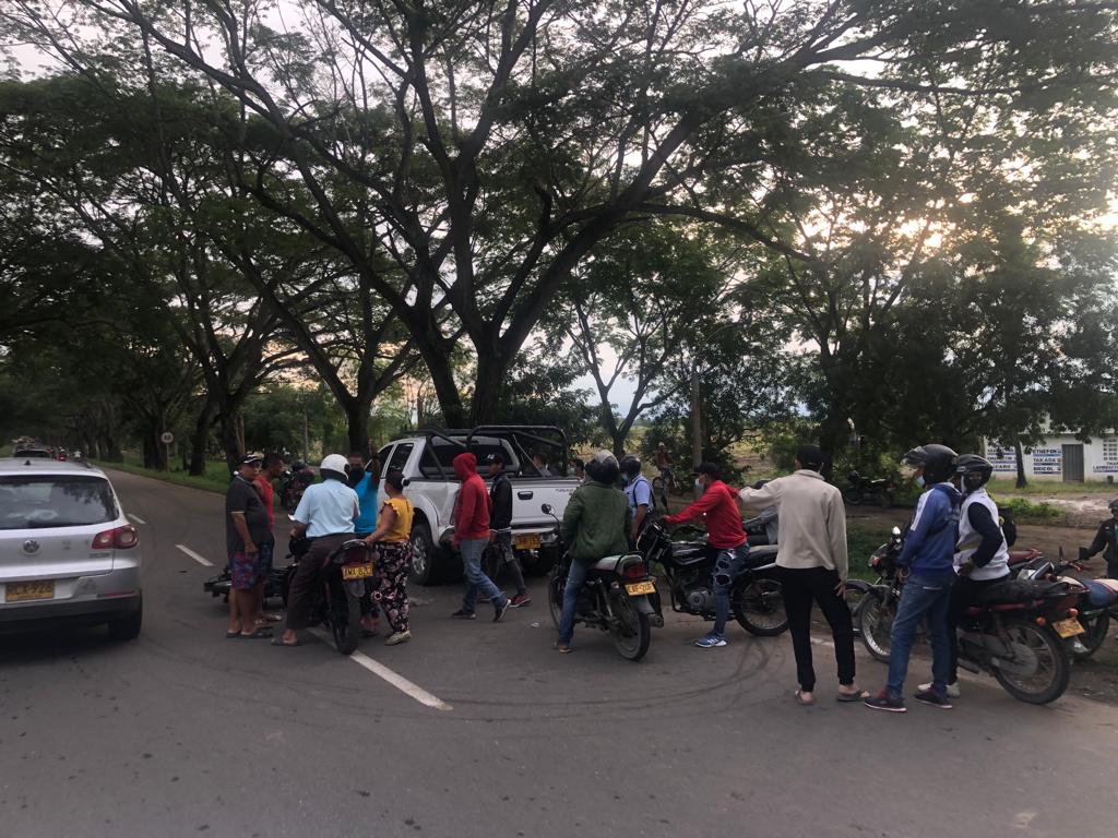 Accidente de tránsito causa monumental trancón en la vía Montería – Cereté a la altura del colegio Inem