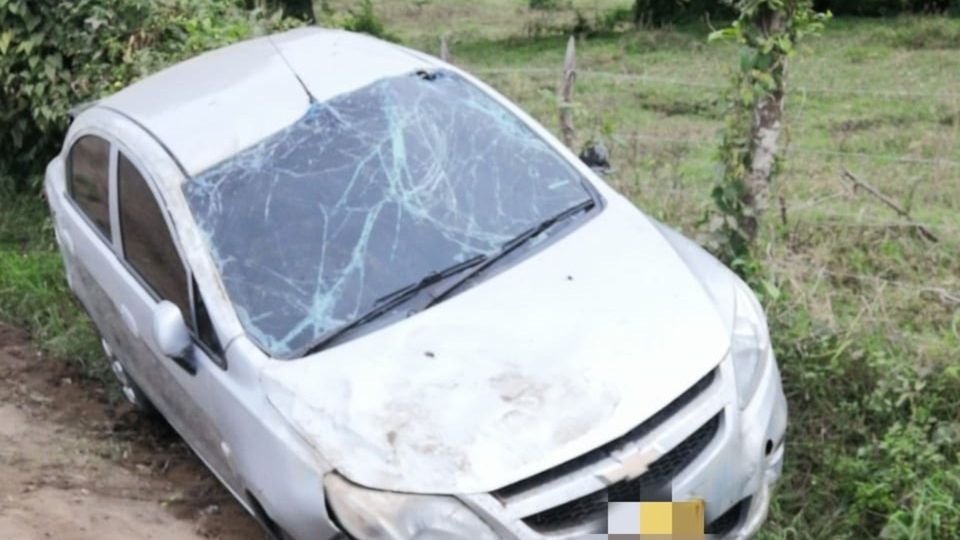 Automóvil se accidentó en la vía Moñitos – San Bernardo del Viento  