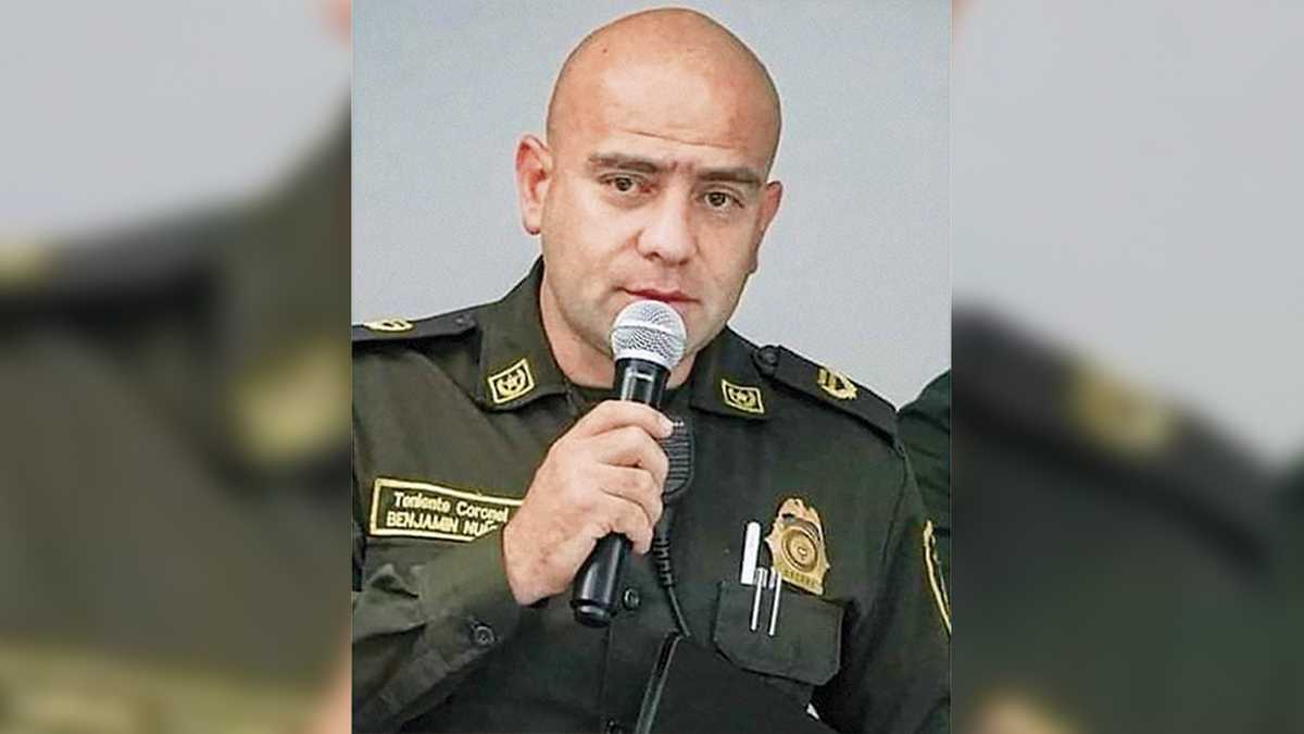 Se entregó el coronel Benjamín Núñez en el consulado de México