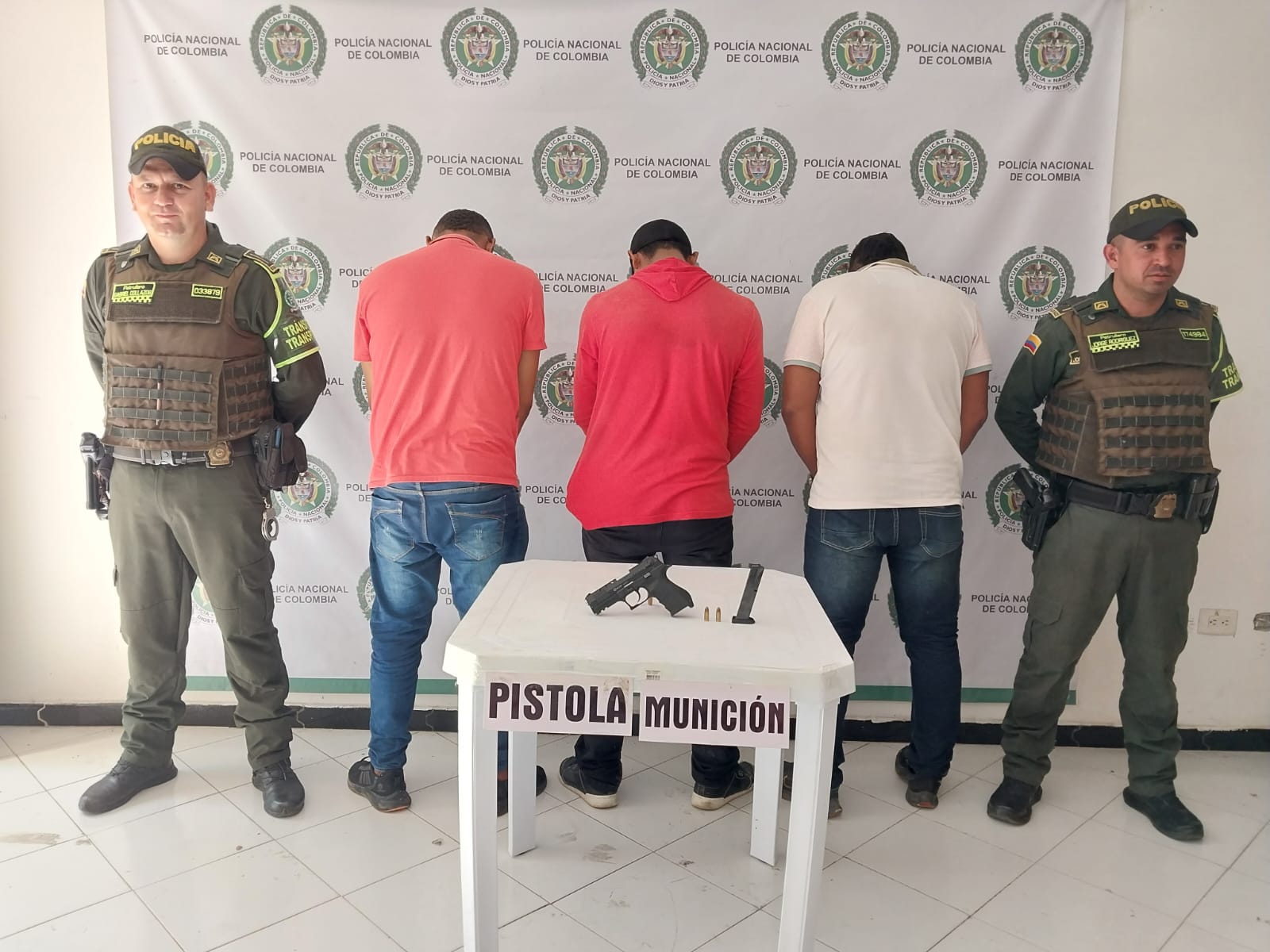 Capturan a tres hombres por porte ilegal de armas en la vía Planeta Rica – Montería