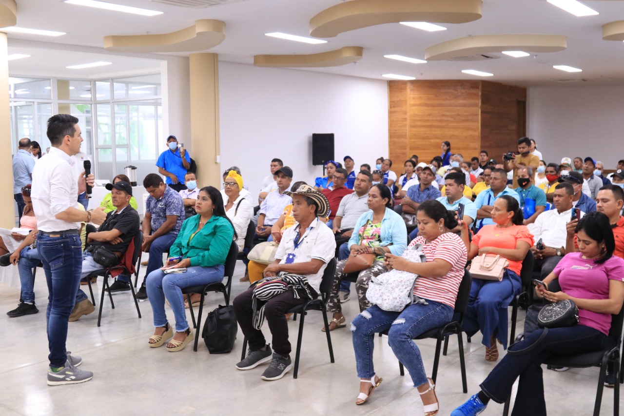 Alcalde de Montería lideró mesa de construcción con más de 100 líderes del campo