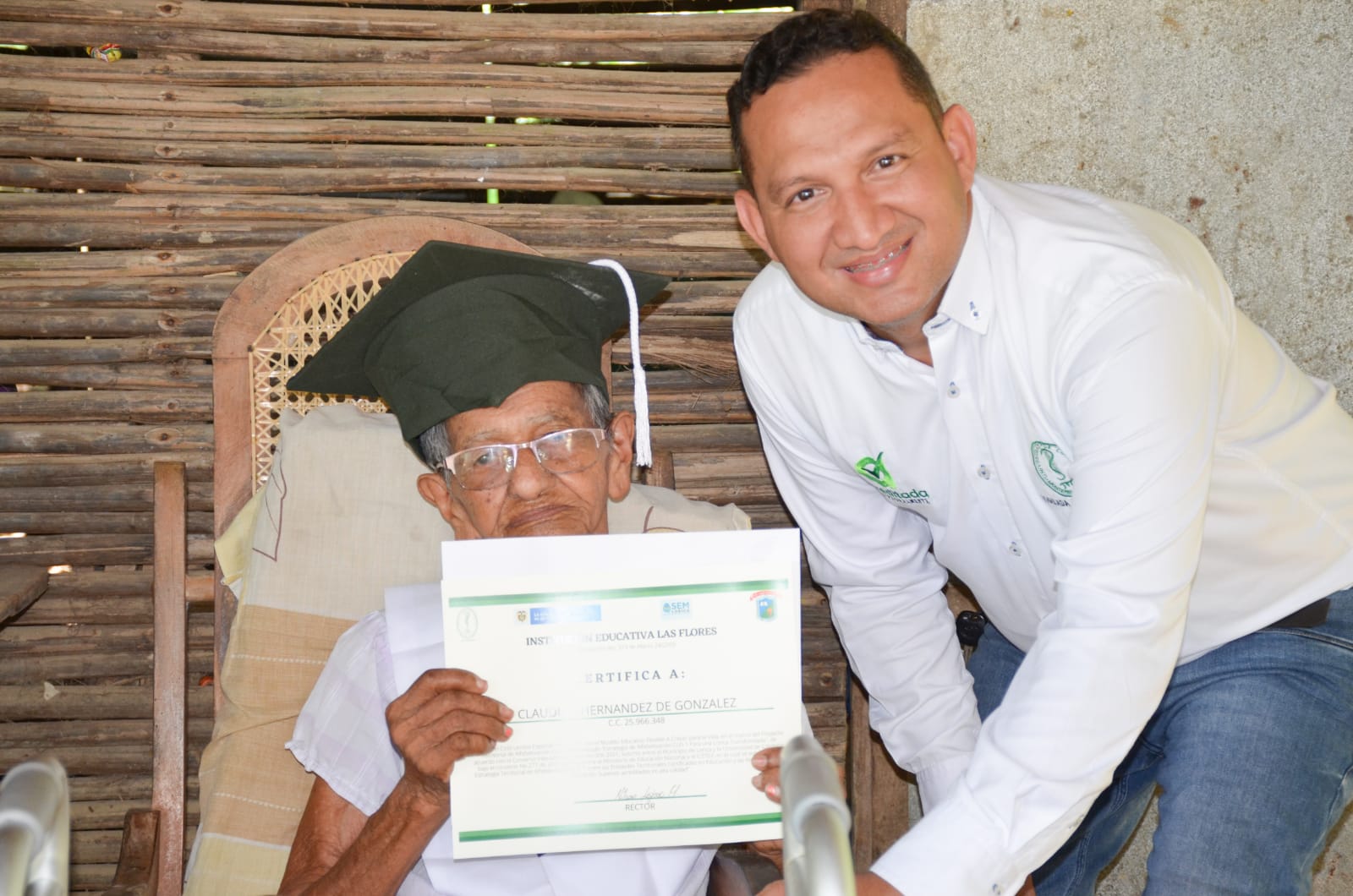 ¡Gracias a Unicórdoba! Claudina a sus 92 años es la persona más longeva del país beneficiada con un proyecto de alfabetización