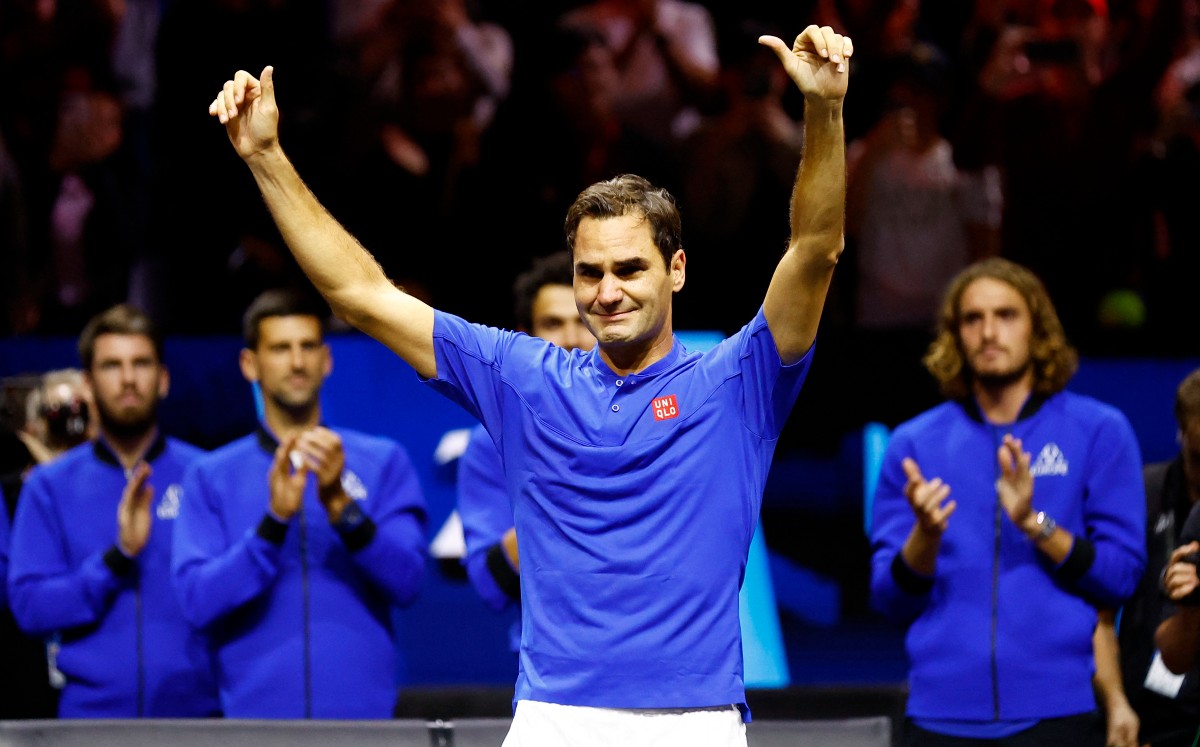 Entre lágrimas, ovación y muchos aplausos, así se despidió Roger Federer del tenis profesional