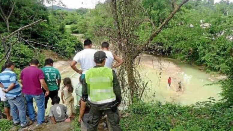 Joven de 15 años salió a bañarse con unos amigos en una represa y murió