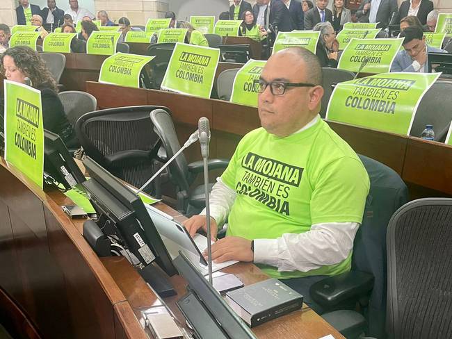 Senador Antonio Correa dejó al descubierto la maraña de corrupción en La Mojana
