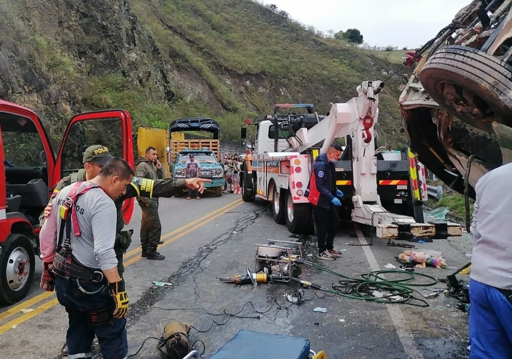 Accidente de un bus dejó 20 muertos en la vía Panamericana Pasto-Popayán