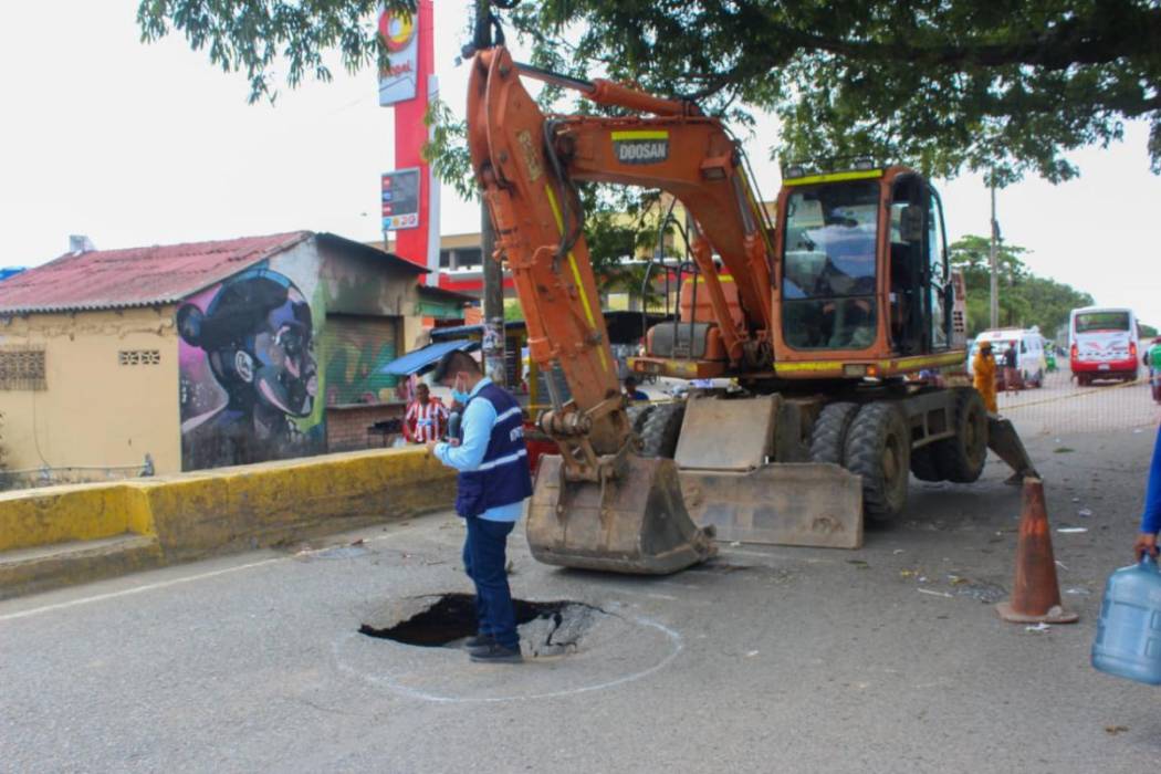 Prohíben el tránsito de vehículos de carga y transporte público en el casco urbano de Lorica