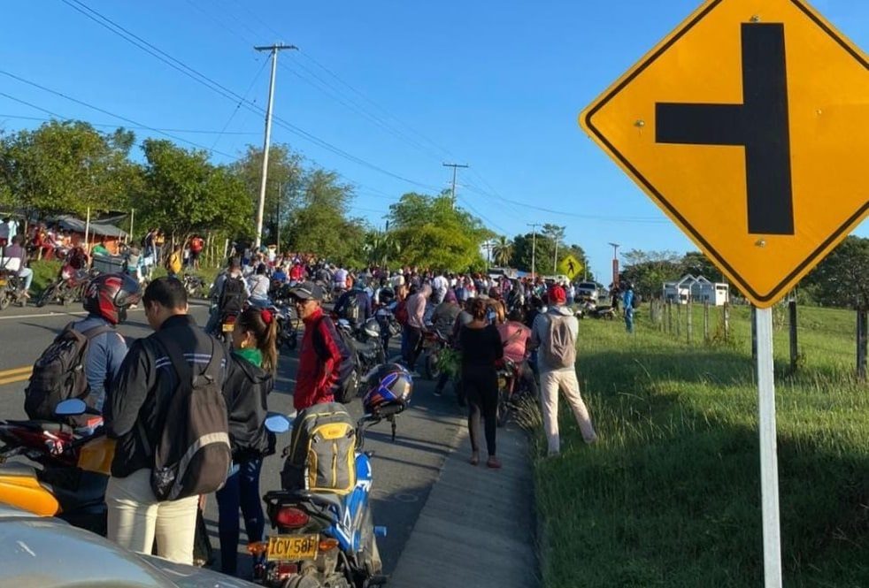 Por protestas de la comunidad amaneció cerrada la vía San Antero- Coveñas