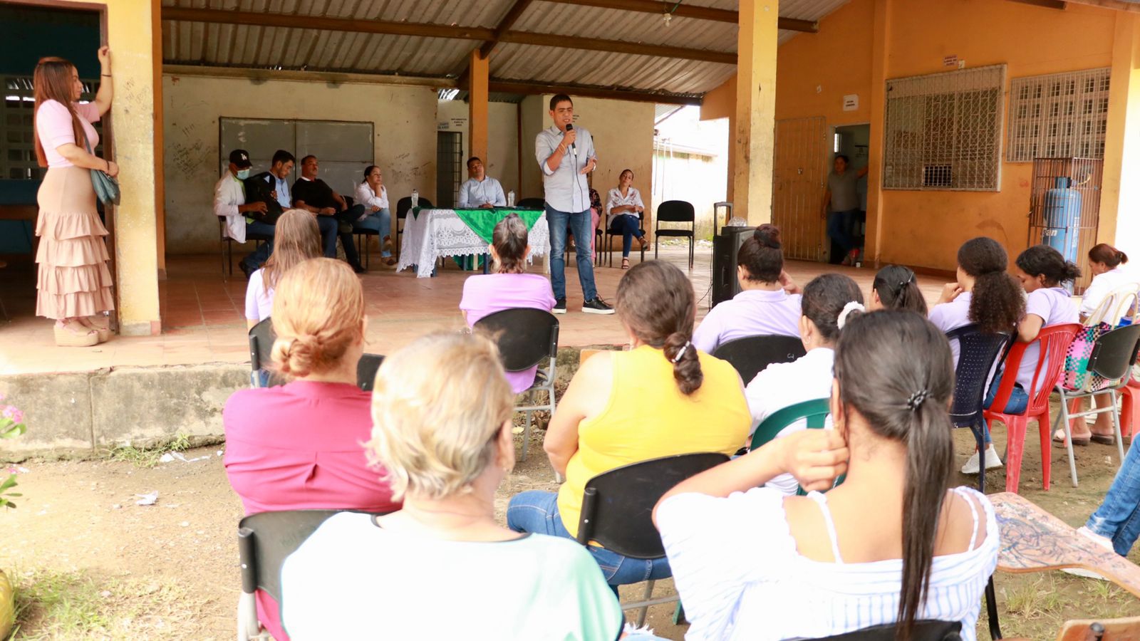 Alcaldía de San Pelayo construirá tres aulas nuevas en la I.E. Miguel Antonio Lengua Navas