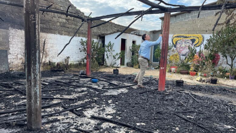 Voraz incendio dejó totalmente destruido un estadero en San Bernardo del Viento