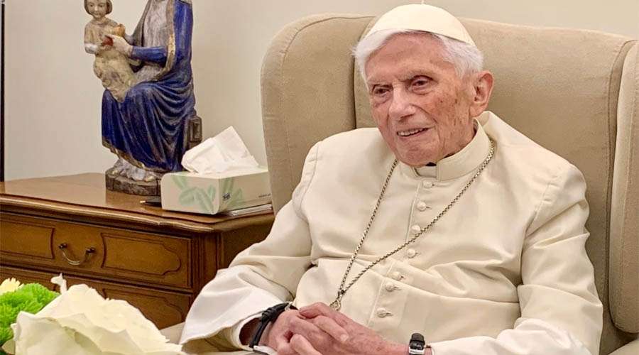A sus 95 años murió Benedicto XVI, el papa teólogo que renunció a su pontificado