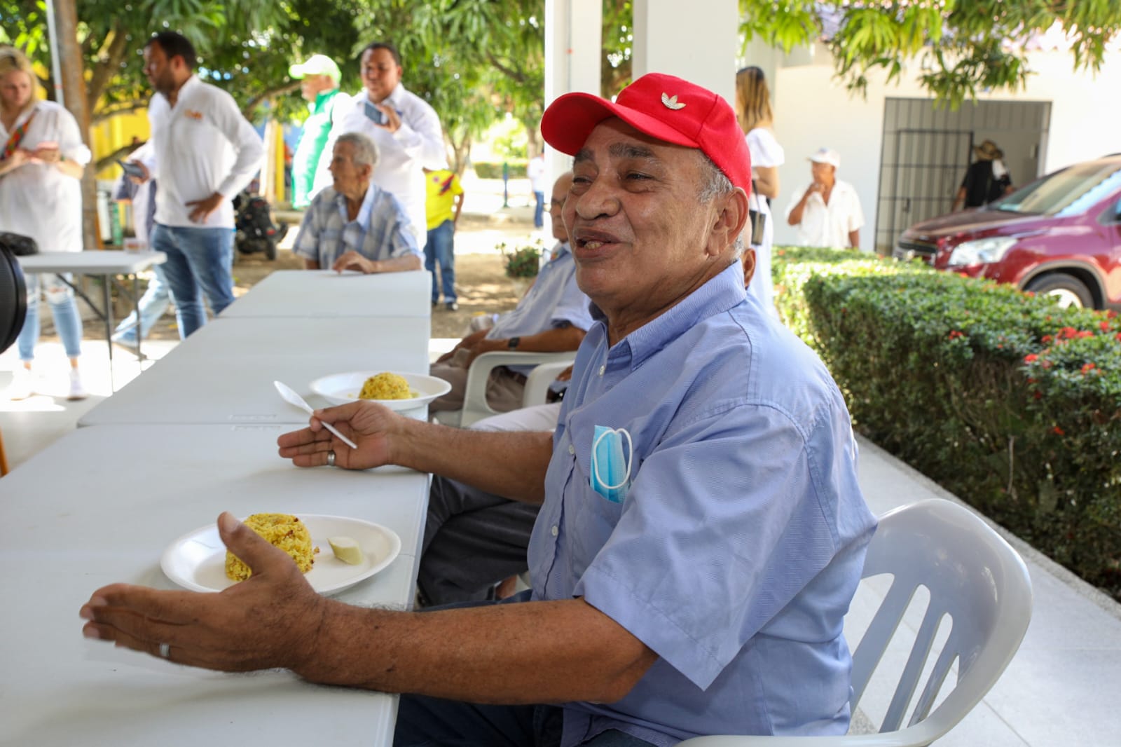 Gobernador entrega en Tierralta trabajos de remodelación en Centro Vida