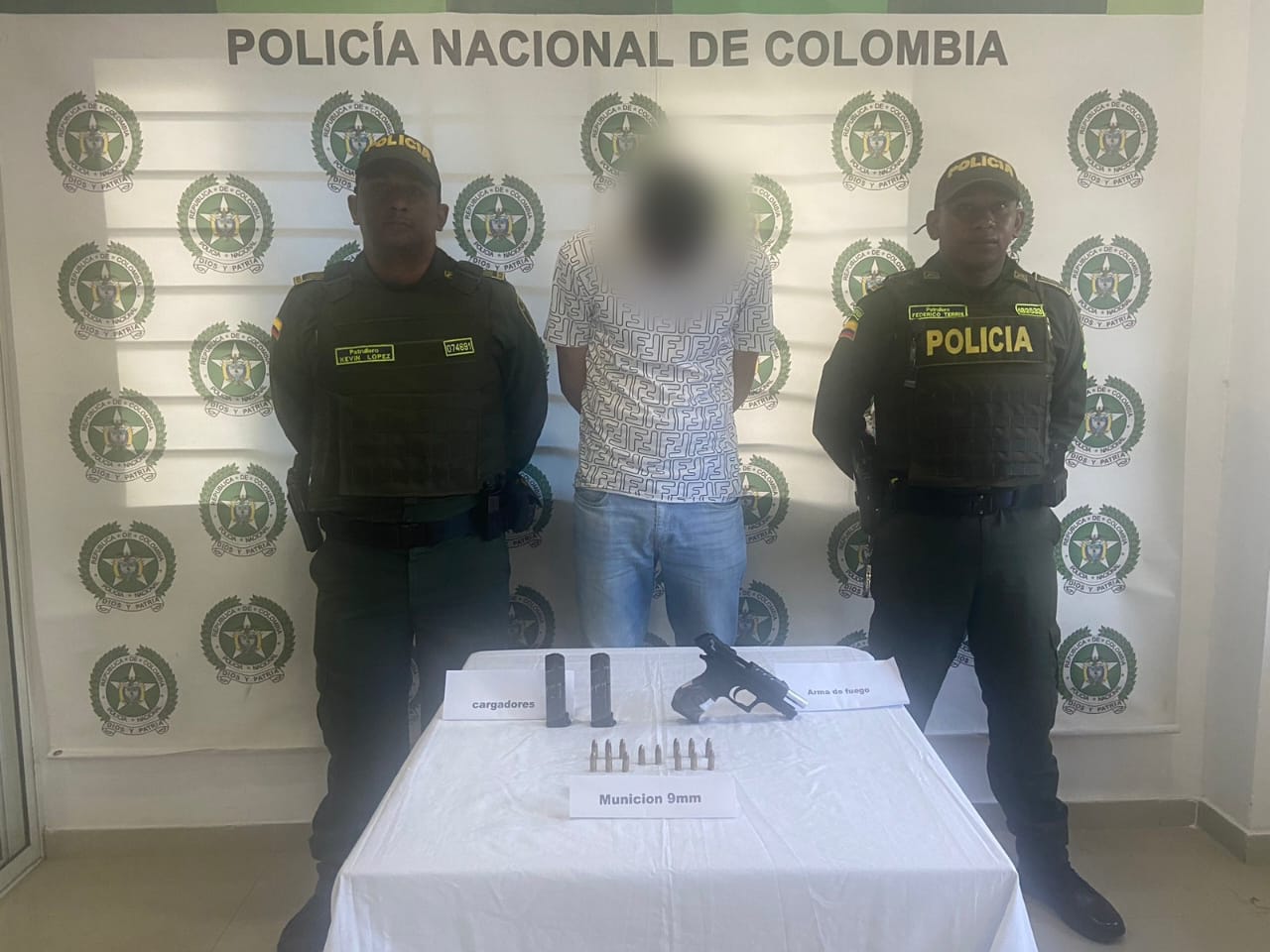 Lo capturaron haciendo tiros al aire con pistola sin papeles en Montería