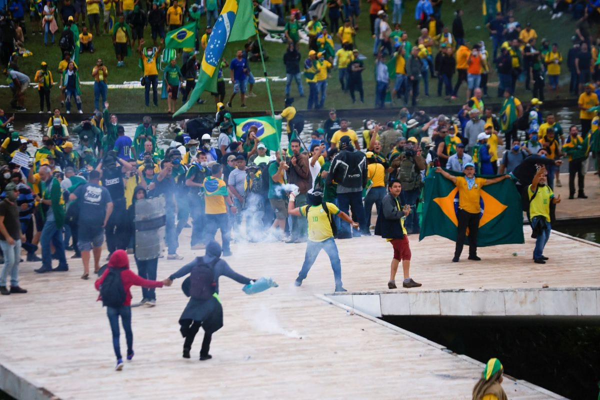Presidente Lula responsabilizó a Bolsonaro del ataque al Congreso en Brasil