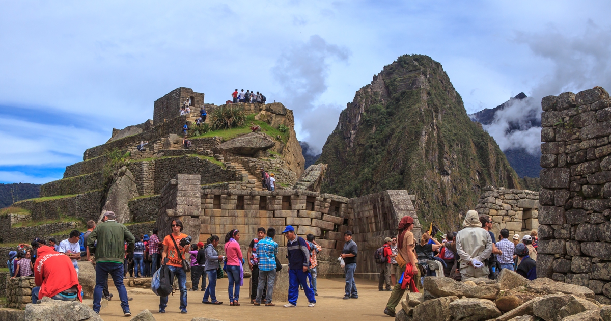 Cierran indefinidamente Machu Picchu por protestas contra gobierno de Perú 