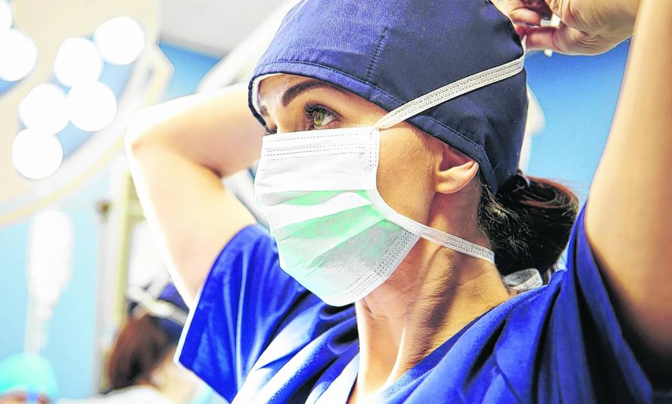 “Enfermeras y médicos pasarían a ser empleados públicos: reforma a la salud