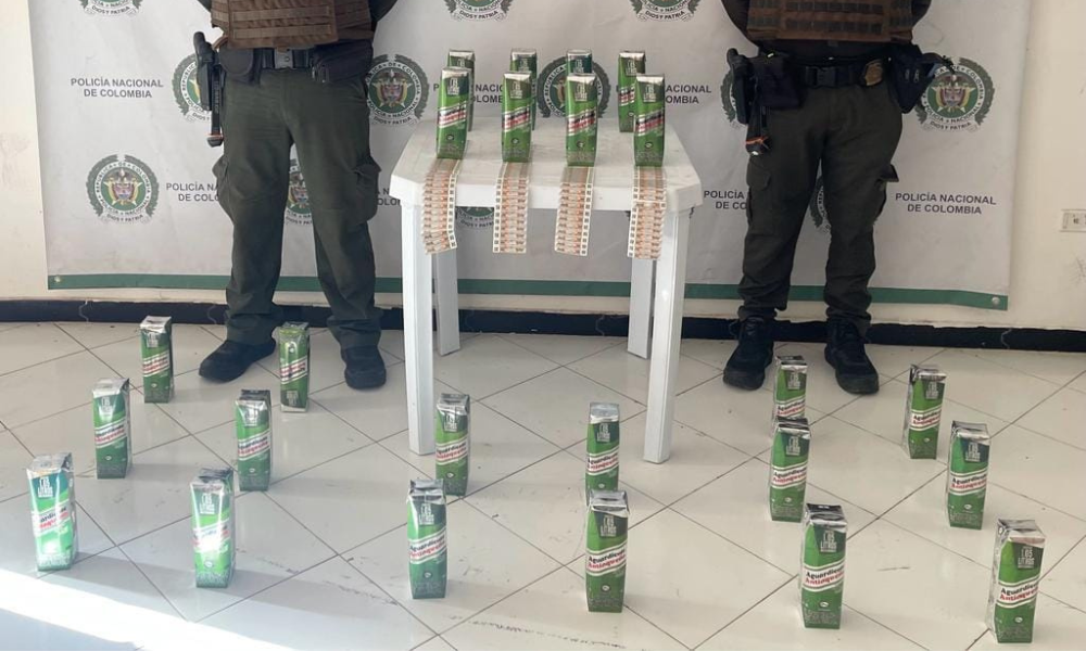 Incautan 24 tetras de licor adulterado que iban a ser vendidas en Montería 