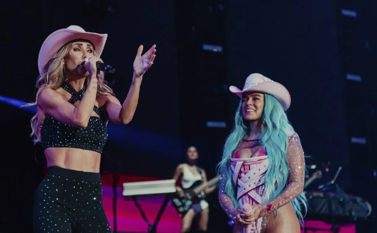 ¿Sí va el concierto de RBD en Colombia? Anahí y Karol G vuelven a encender las redes