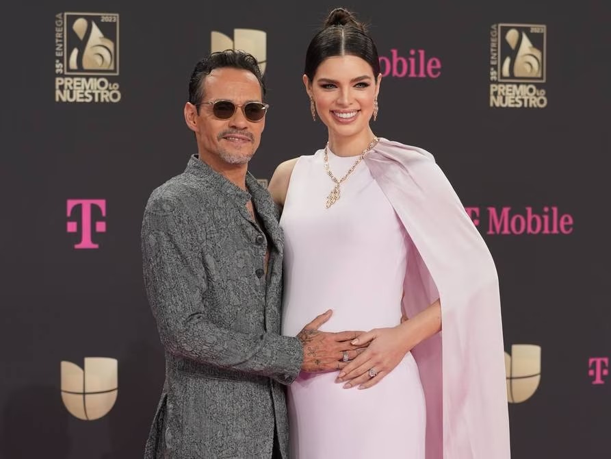 Nadia Ferreira, esposa de Marc Anthony, lució su embarazo por primera vez en público