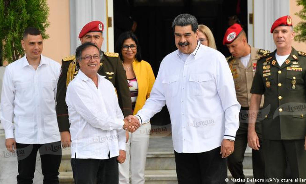 Presidente Gustavo Petro ya está en Venezuela en reunión con Nicolás Maduro