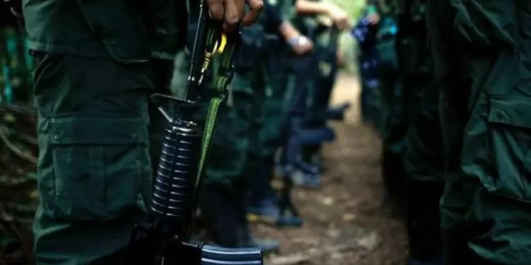 Fiscalía suspende órdenes de captura contra 19 miembros de las disidencias de las Farc