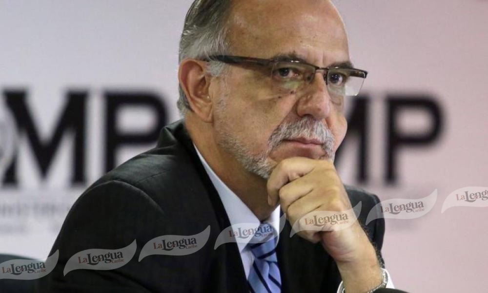 Se cae moción de censura en contra del ministro de Defensa, Iván Velásquez