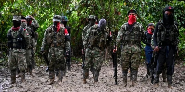 ¿Y quién les cree? ELN anuncia cese de acciones ofensivas contras Fuerzas Militares y Policía