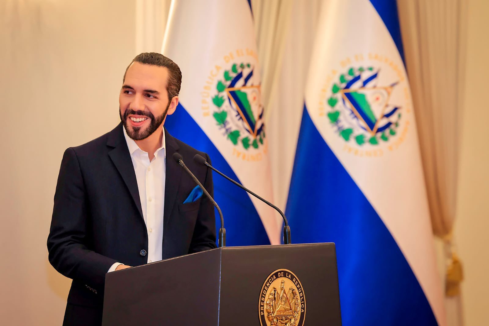 Nayib Bukele oficialmente va por la reelección en El Salvador ¿Ganará?