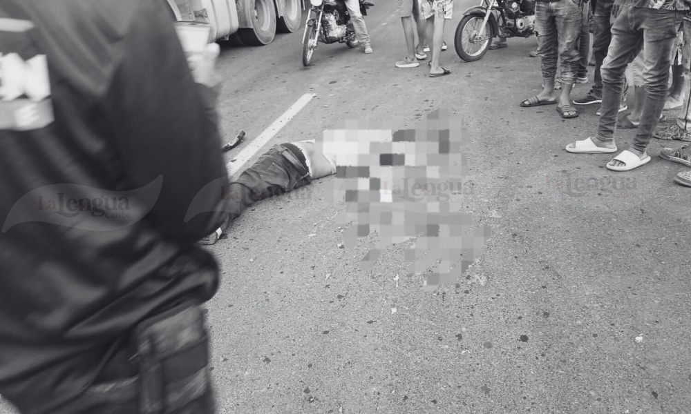 Motociclista murió arrollado por una tractomula en la vía Montería- Lorica