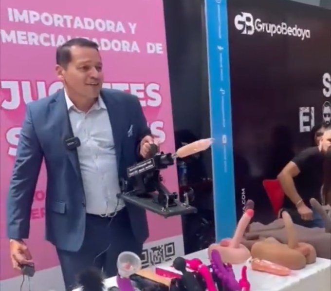 Alejandro Ocampo le quiere regalar un vibrador a Polo Polo y a sus amigos de la oposición