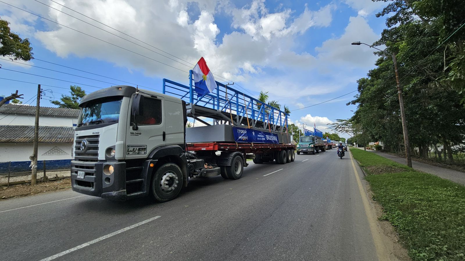 Businú está firme, llegaron las estructuras de las plataformas flotantes y pasarelas